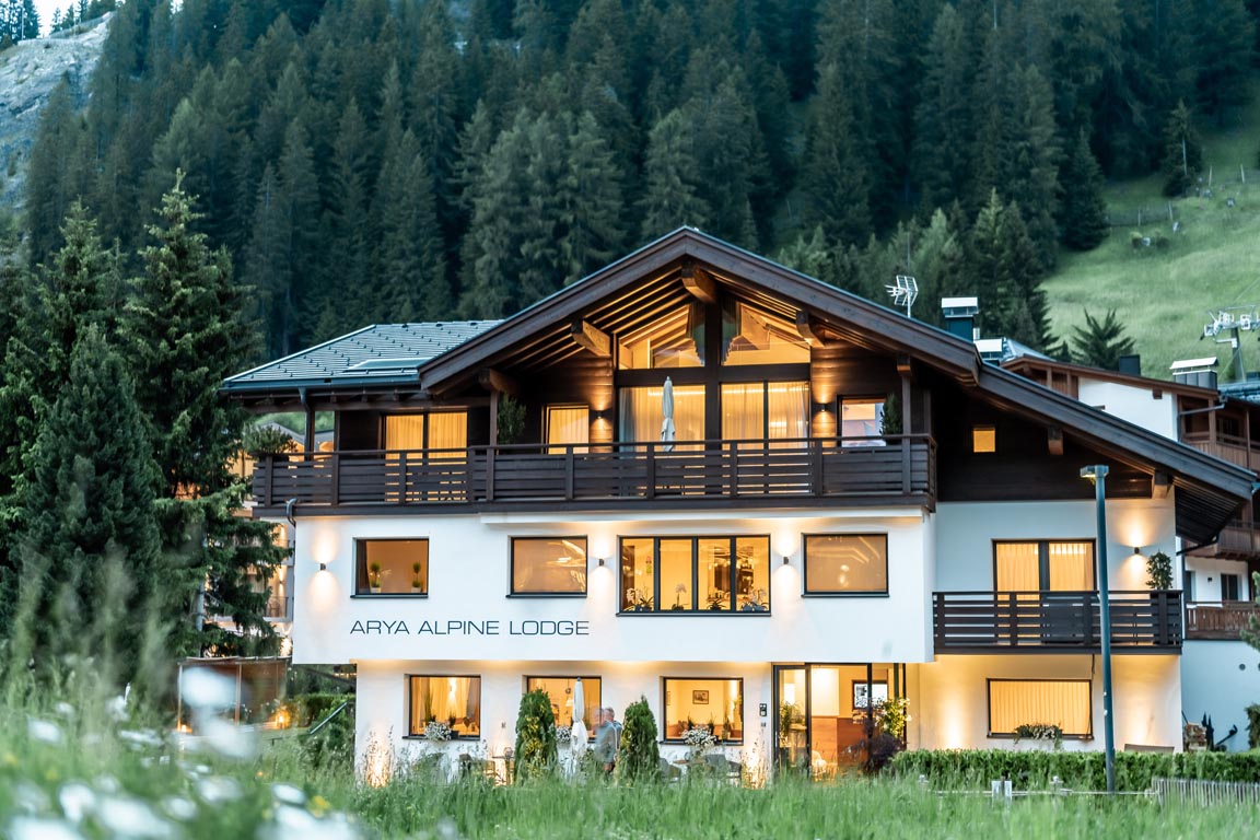Garni Hotel Arya Alpine Lodge an den Skipisten der Dolomiten