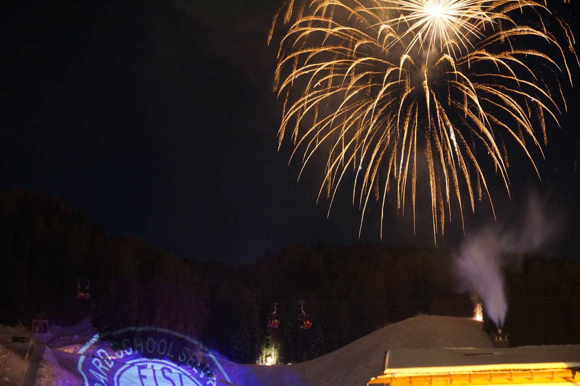 Skiurlaub über Silvester - Feuerwerk in Gröden Südtirol