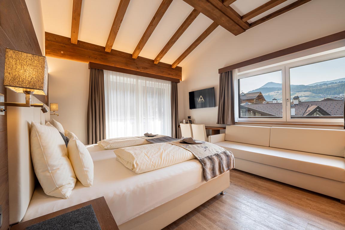 Elegant hotelroom in the Dolomites Italy - Mountain Seceda room