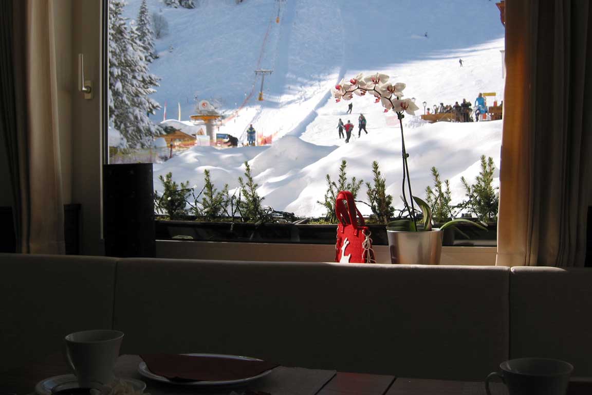 Ski-In Ski-Out Garni Hotel on the ski slopes Selva Gardena Sella Ronda Dolomites